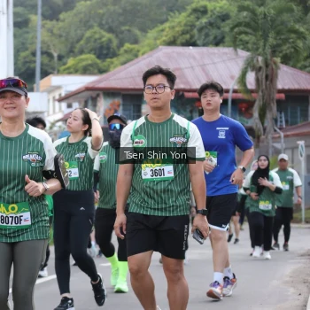 Runner Photo 1406694