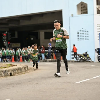Runner Photo 1406884