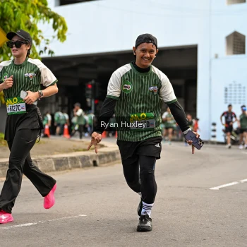Runner Photo 1407142