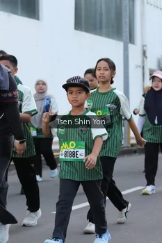Runner Photo 1407388