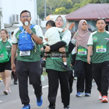 Runner Photo 1407759