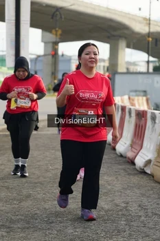 Runner Photo 1410679