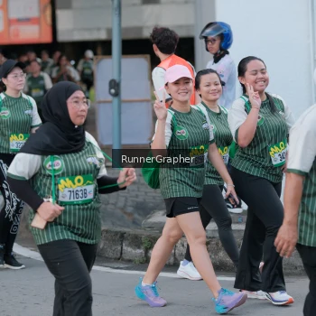 Runner Photo 1411944