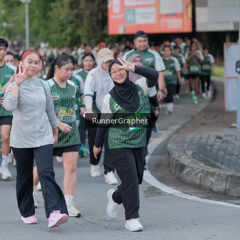 Runner Photo 1412087