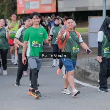 Runner Photo 1412437