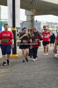 Runner Photo 1412625