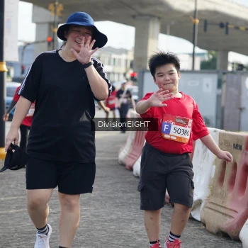 Runner Photo 1412736