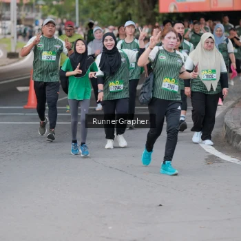 Runner Photo 1412749