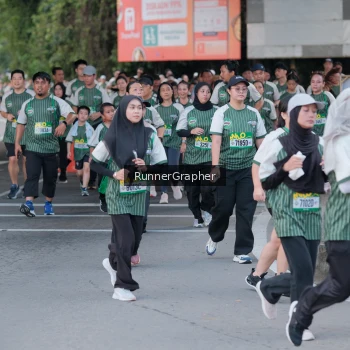 Runner Photo 1412998