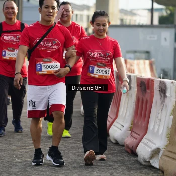 Runner Photo 1413000