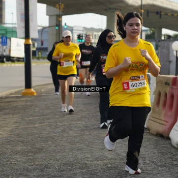 Runner Photo 1413174