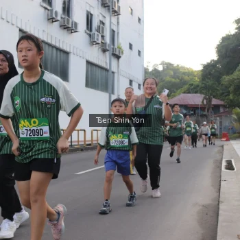 Runner Photo 1413183