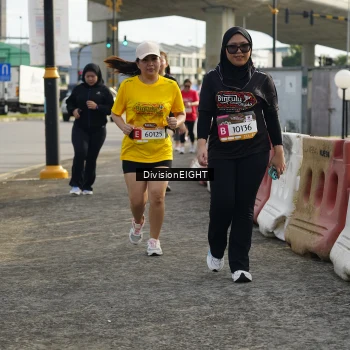 Runner Photo 1413190