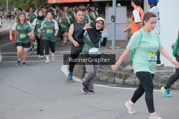 Runner Photo 1413225