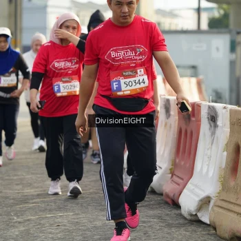 Runner Photo 1413532