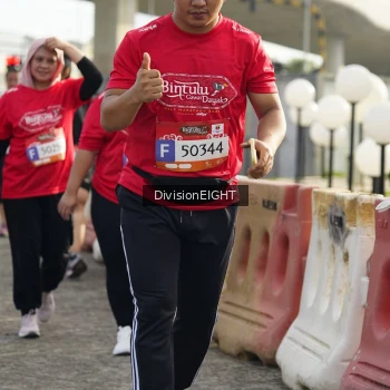 Runner Photo 1413576