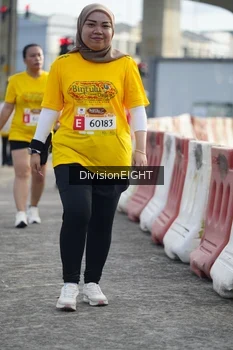 Runner Photo 1413715