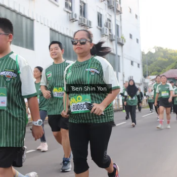 Runner Photo 1413723