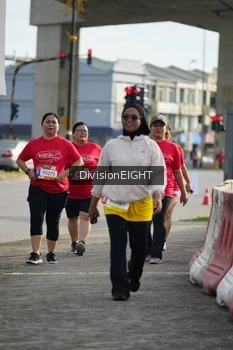 Runner Photo 1413778