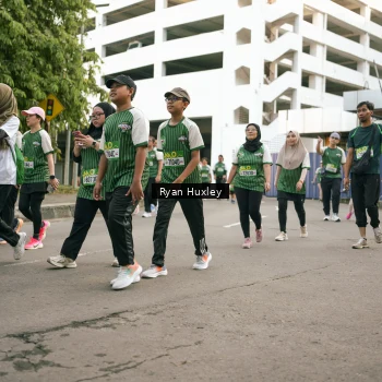 Runner Photo 1414439
