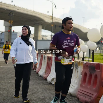 Runner Photo 1414445
