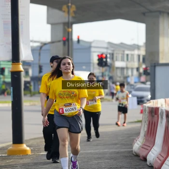 Runner Photo 1414621