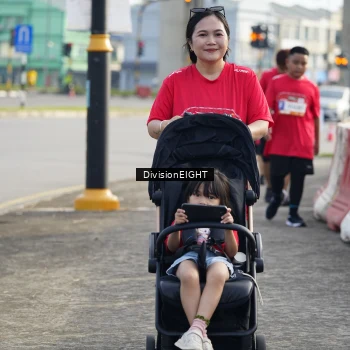 Runner Photo 1414733