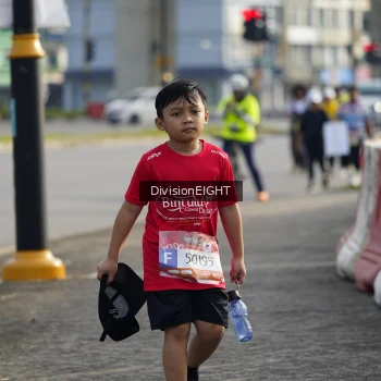 Runner Photo 1414783