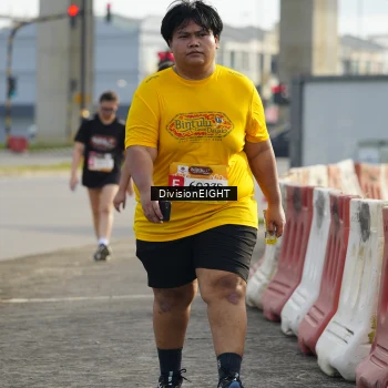 Runner Photo 1414885