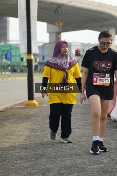 Runner Photo 1414972