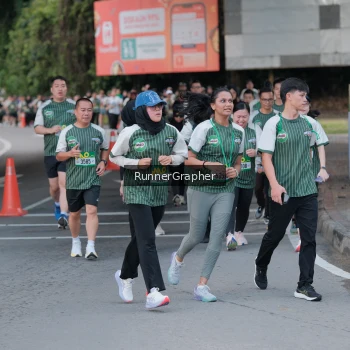 Runner Photo 1415013
