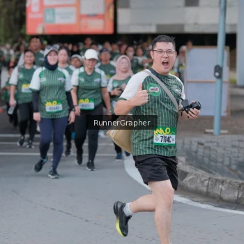 Runner Photo 1415211