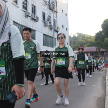 Runner Photo 1415331