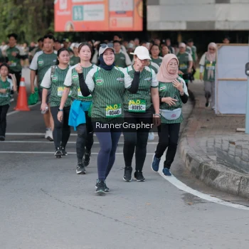 Runner Photo 1415538
