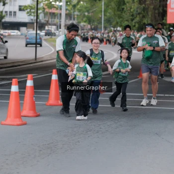 Runner Photo 1415596