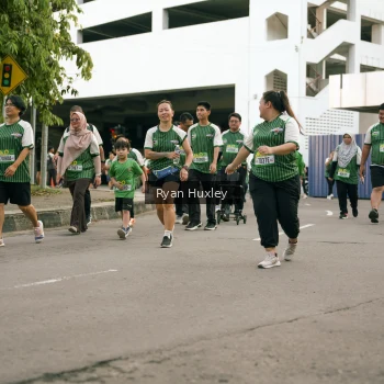 Runner Photo 1415663
