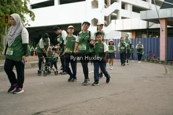 Runner Photo 1415700