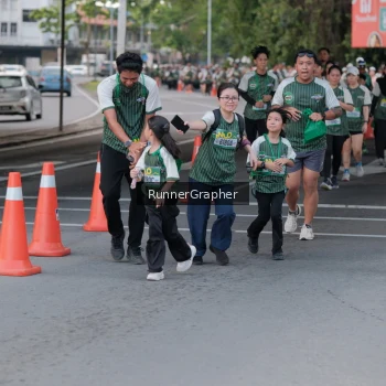Runner Photo 1415849