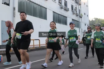Runner Photo 1415909