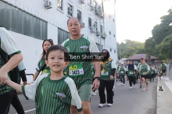 Runner Photo 1415998