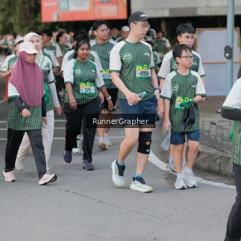 Runner Photo 1416168