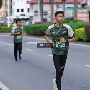 Runner Photo 1416705
