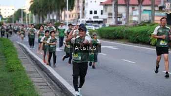 Runner Photo 1416760
