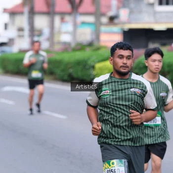 Runner Photo 1416761