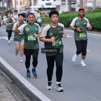 Runner Photo 1416807