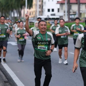 Runner Photo 1416837