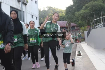 Runner Photo 1416912