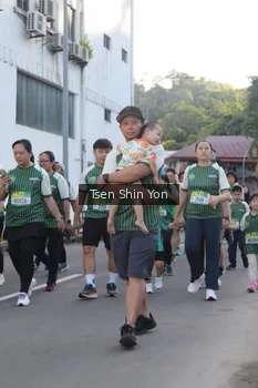 Runner Photo 1417247
