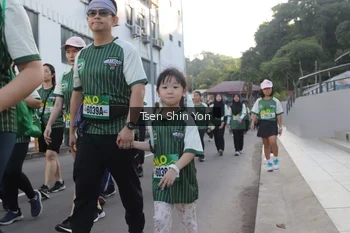 Runner Photo 1417276