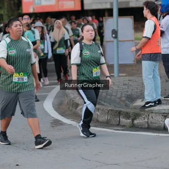 Runner Photo 1417317